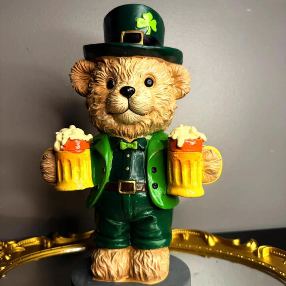 St. Patrick’s Day Leprechaun Teddy Bear Figurine Beer Mugs Irish Decor NWT